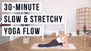 SLOW & STRETCHY YOGA | 30-minute yoga flow | CAT MEFFAN