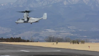 US Ospreys, Japanese Chinooks train together in Japan