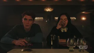 Riverdale 4x14: (Varchie) Veronica tells Archie she's still suspicious about what really happened