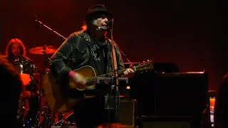 NEIL YOUNG: Heart of Gold