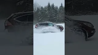 Honda CR-V snow drift