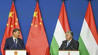Hungria e China assinam acordo de cooperação estratégica durante visita do presidente chinês