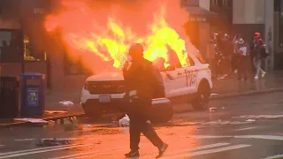 Man sentenced to 3 years in prison for setting Seattle police cars on fire during May 2020 protest