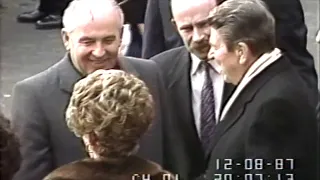 #RIP GORBACHEV: Reagan Welcomes Gorbachev to White House 12-8-1987 for U.S.-Soviet Summit