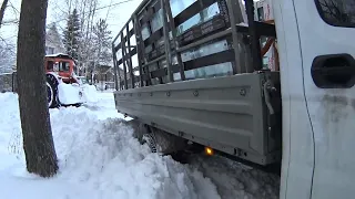 Газель Next, застрял в садоводстве, 2 адреса встряли на весь день.