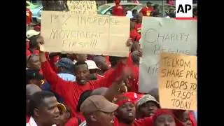 Thousands of striking Telkom workers march to head office