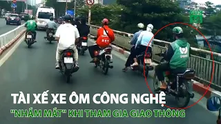 Tài xế xe ôm công nghệ mải dùng điện thoại đ.âm vào xe phía trước | VTC14