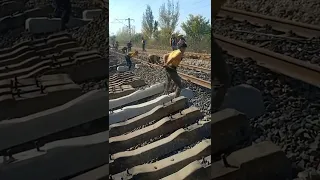 Amazing installing concrete sleeper railway. Hardworking 😱