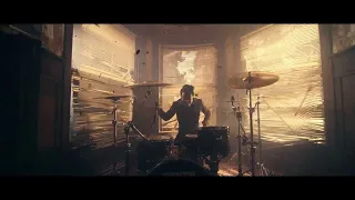 WE CAME AS ROMANS - Never Let Me Go (OFFICIAL VIDEO)