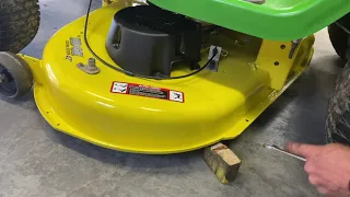 How to adjust, level & set up a 42in mower deck on a John Deere Lawn Tractor mower. LA125,100 Series