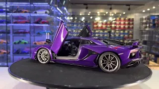 AUTOart LAMBORGHINI AVENTADOR SVJ (VIOLA PASIFAE/PEARL PURPLE) 79179