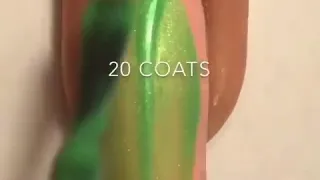 تحدي مئة طبقة طلاء أظافر 100 Coats