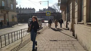 Львів 2022: вулиці Замарстинівська і Хмельницького до ринку Добробут, площа Старий Ринок