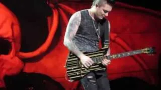 Solo Syn - A7x live in @Madrid [26-11-13] HD