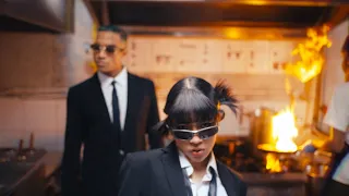 RAMENGVRL - MING LING ft YUNG RAJA Official Music Video