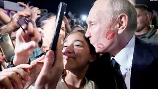 Кто вместо Путина целуется с людьми
