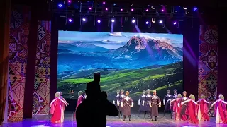 Танец Нохчийн Хелхар ! Чеченский танец в исполнении ансамбля танца г Грозный «Заманхо» Ренат и Хеда