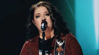 Ashley McBryde Performs ‘Martha Divine’