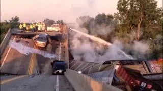 Mo. Highway Buckles After Rail Cars Hit Overpass