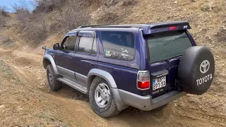 Toyota 4Runner/Hilux Surf Hill Climb/подъём по каменистой размытой дороге