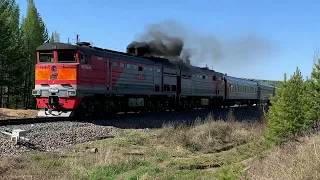 Diesel-electric locomotive with passenger trains in Russia "Krasnoyars - Karabula"