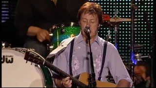 15 Calico Skies - Paul McCartney - Live in Quebec, Canada.