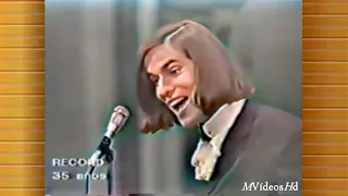 Ronnie Von canta "A praça" na TV Record em 1967 /  Vídeo colorizado - Áudio remasterizado