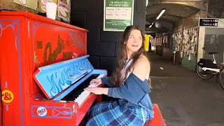Natural Girl With No Tats Or Piercings Sings In The Subway