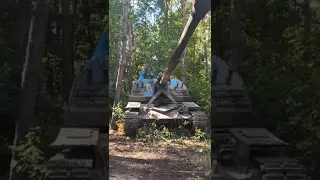 The 2S19 Msta  self-propelled howitzer #shorts #russian #howitzer #msta #ukrainewar