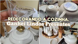 GANHEI LINDOS PRESENTES E REDECORANDO A COZINHA, FICOU LINDA.