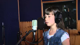 Iveta Tumasonyte sings: Emeli Sande "Clown" (Cover)