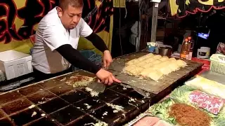 その場でファンが出来るお好み焼き屋さん　2015　職人芸　japanese street food Okonomiyaki