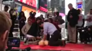 AHA sets Hands-Only CPR world record in Times Square