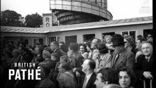 Don Cockell Heavyweight Boxer Don Cockell Honoured At Fun Fair (1954)