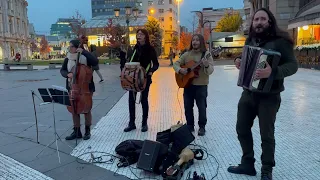 Вперше цю жіночу 🇺🇦 пісню виконує чоловік - Я КОЗАЧКА ТВОЯ - співає 🇨🇴 Янко