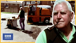 1975: MAN vs MACHINE Street Sweeper Challenge | Tomorrow’s World | Retro Tech | BBC Archive