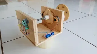 Arduino FFB Steering Wheel Concept with Wood Gear