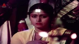 Murali Mohan,Jayasudha Marriage Scene || Yuvaraju Movie || ANR,Jayasudha,Sujatha