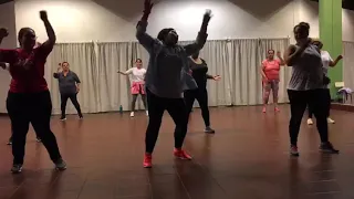 Lucy (destra) zumba coreo loretta bates by Xime Delgado