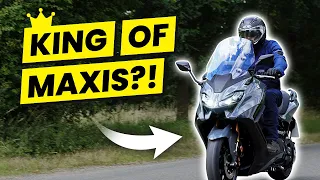 Yamaha TMAX Tech MAX 2022 Review! | KING OF MAXI SCOOTERS?!