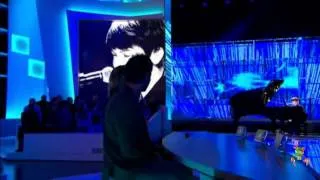 Greyson Chance "Paparazzi" Live in Paris (2010)