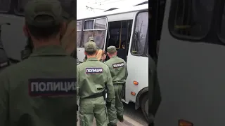 Задержание женщины с ребёнком в Казани