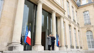 Перша леді України зустрілася з Бріжит Макрон у Франції