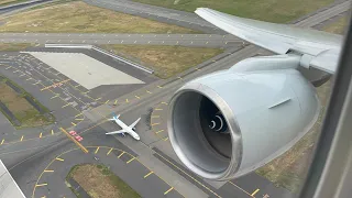 American Airlines Boeing 777-200ER Taxi and Takeoff from JFK