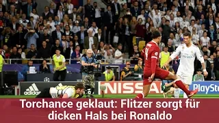 Torchance geklaut: Flitzer sorgt für dicken Hals bei Ronaldo | CELEBRITIES und GOSSIP