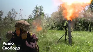 ВСУ из миномета ведут огонь по позициям российских военных и боевиков «ДНР» на Донбассе