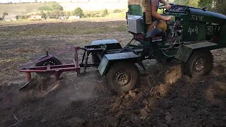 Саморобний трактор-переломка 4х4 + саморобний плуг оранка