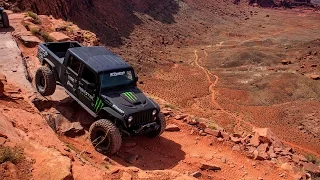 DRIVING ON 1000FT CLIFFS | MOAB EJS | #CHASINGCASEY S1 E7