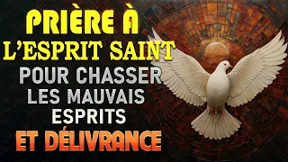 Prière de SAINT ESPRIT 🙏À L'esprit Saint Chasser Les Mauvais Esprits 💫Prière De Délivrance