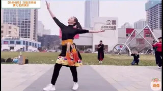 【玛尼情歌】刘福洋原创藏舞，倩儿老师完整演示（🌹漂亮女版🌹镜像）